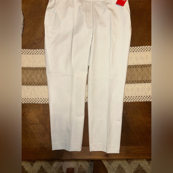 NWT🔥Spanx🔥Ankle Slim Straight Pant Ultimate Opacity Technology Petite Small - Picture 8 of 15